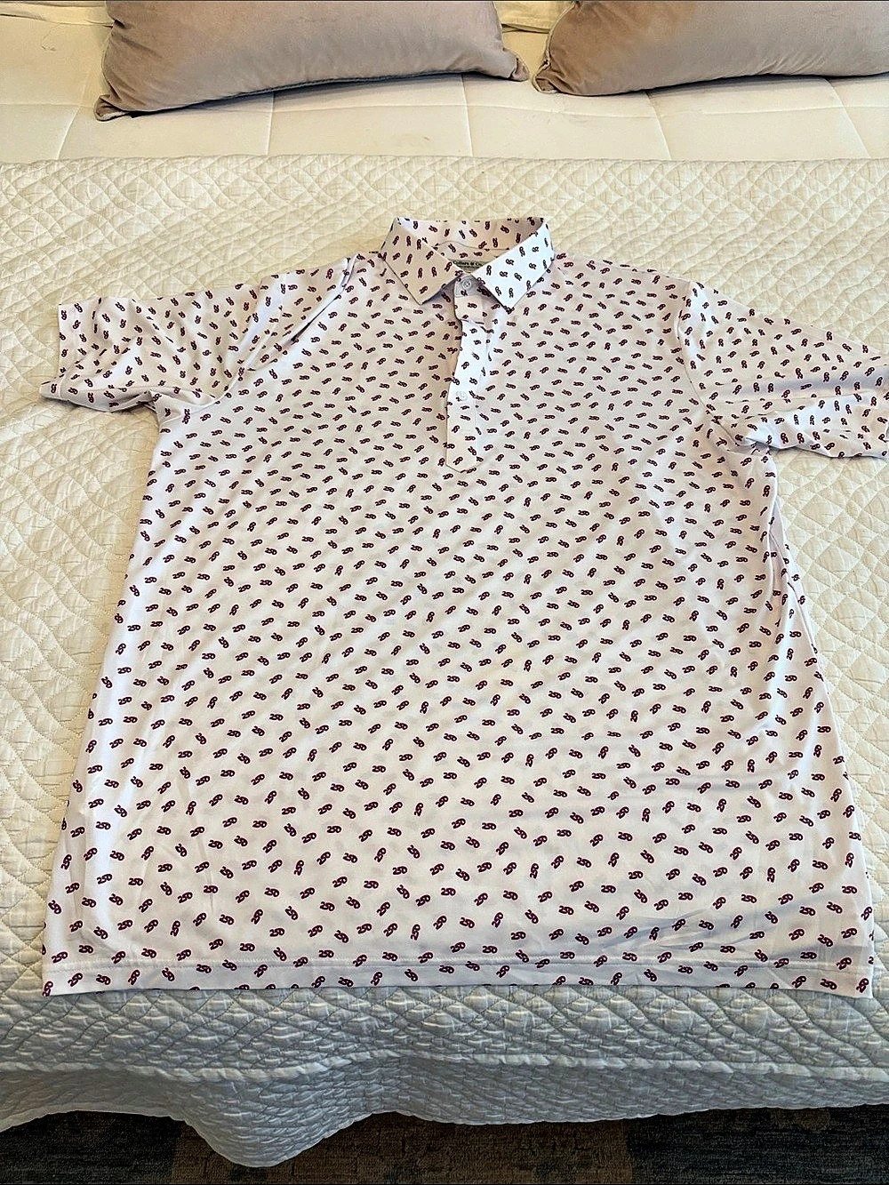 Collars & Co. Featherweight Flex Polo. Printed White & Red